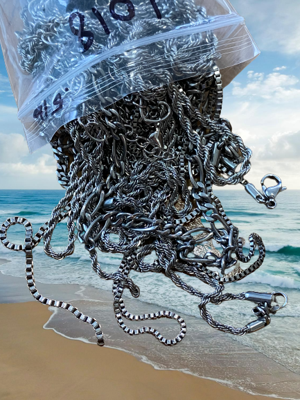 Lot of Damaged Chain Necklaces