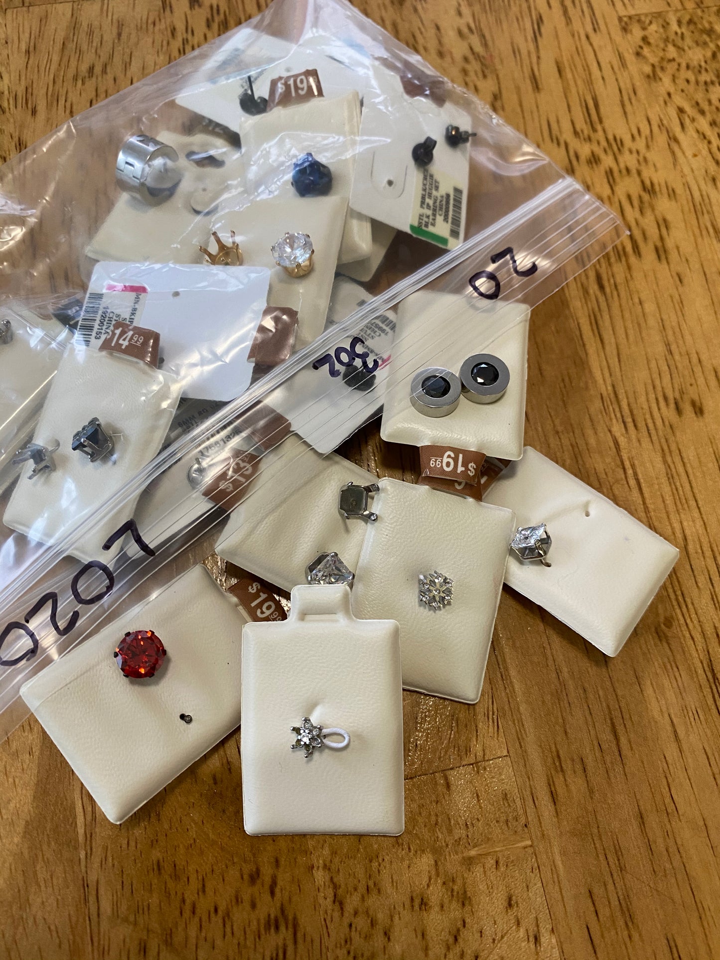 Lot of Broken~Loose Earrings