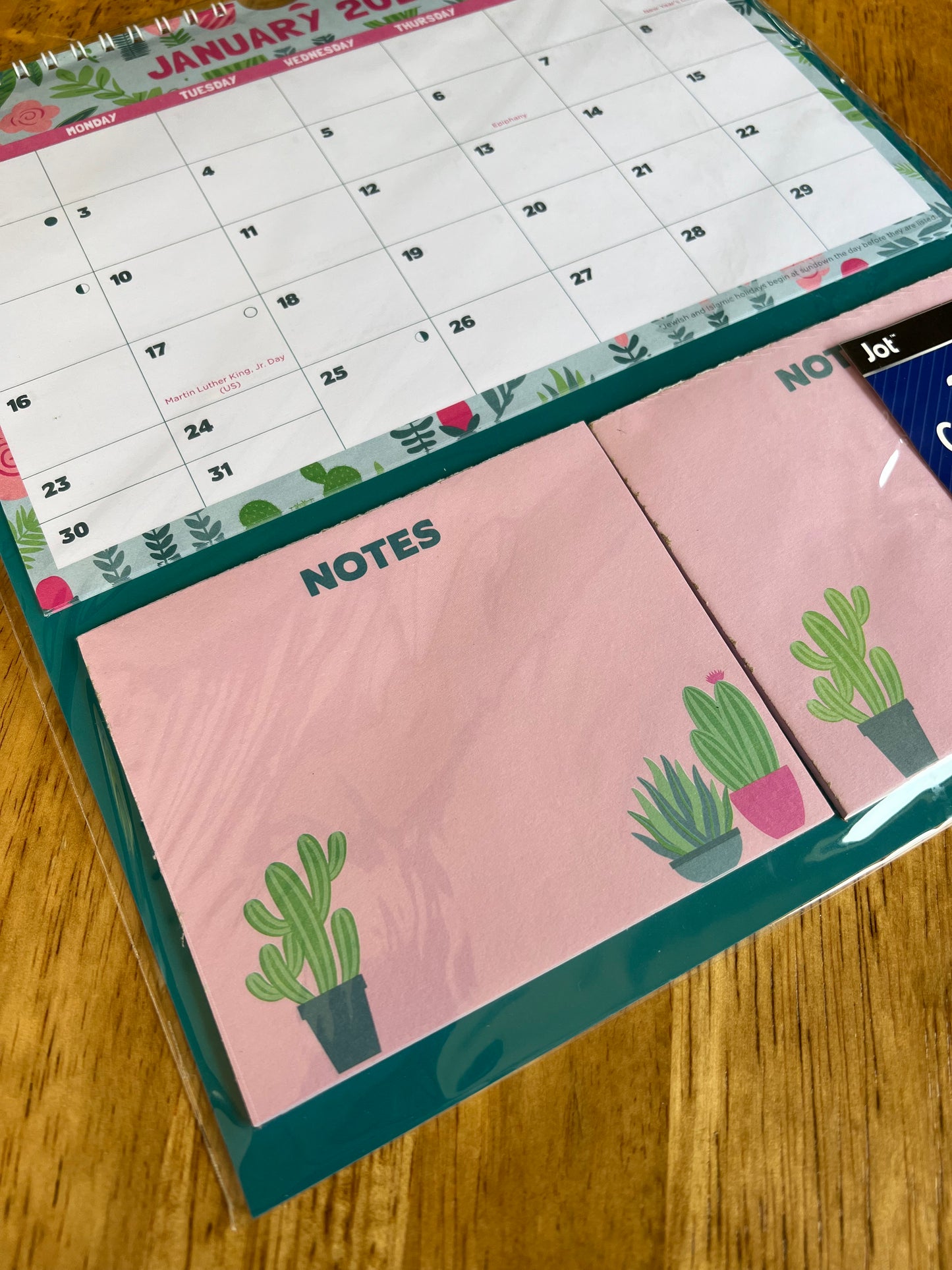 2022 Calendar – Plants & Flowers