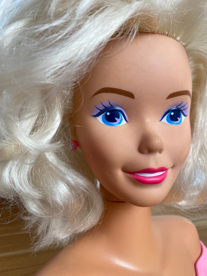 1994 Mattel Barbie Hairstyling Head