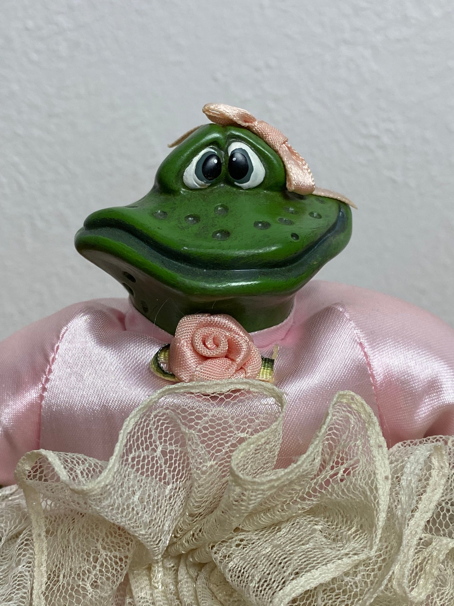 Vintage Ceramic Kelly Frog Ballerina