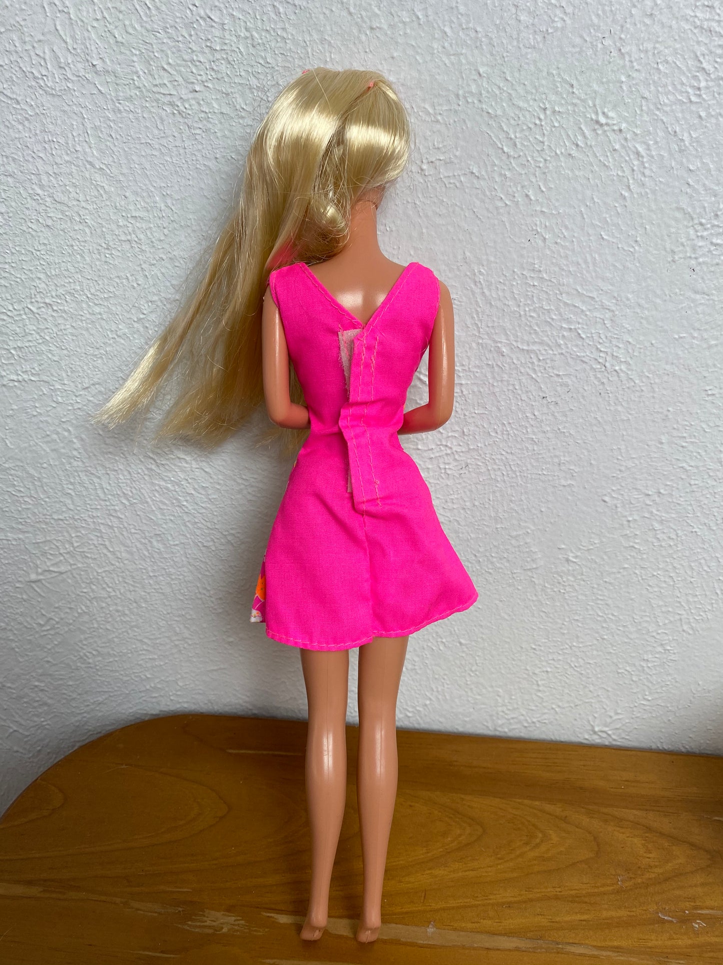 Vintage Barbie w/ Clothes & Accessories