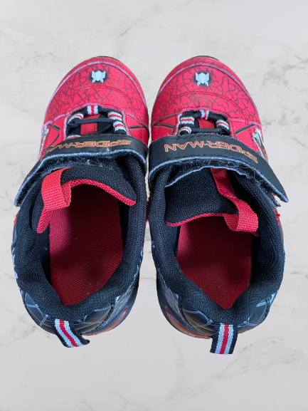 Light Up Spiderman Shoes w/ Velcro â breafkast's online yard sale