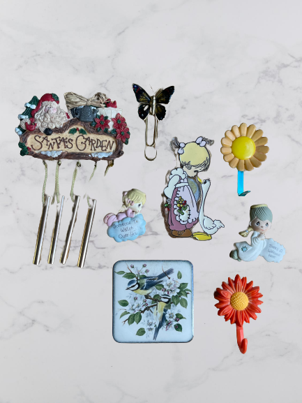 Lot of 7 Vintage Magnets + Butterfly Clip